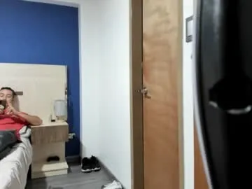 funcouple1985 Image 4