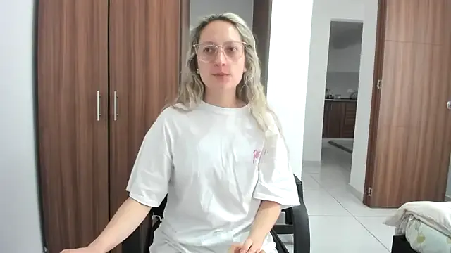 Adele_johnsonn1 Image 12