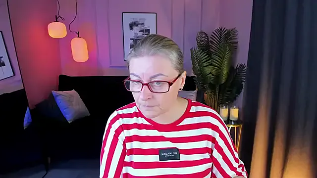 AlexandraKind Image 13