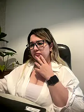 amooraaamoon Image 3