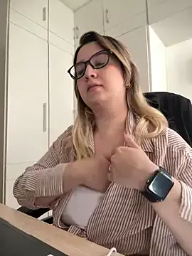 amooraaamoon Image 9