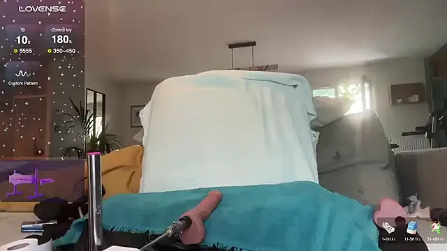 Ana_keller_off Image 6