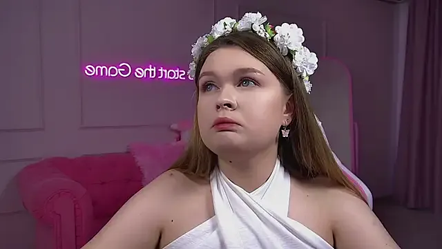 CrystalLyons Image 4