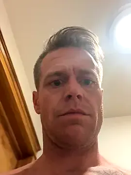 DILFiGuess1 performer profile