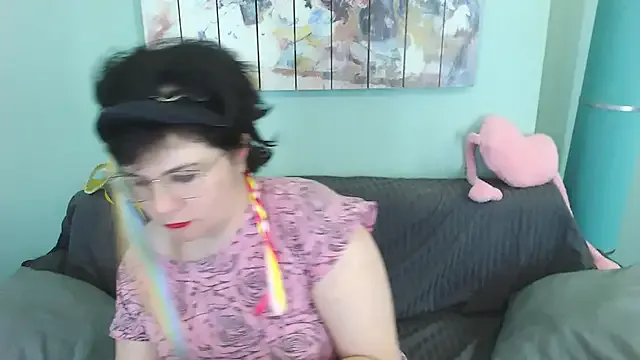 EverlyRays performer profile