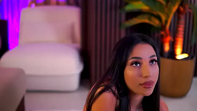 GinaValentinna Image 6