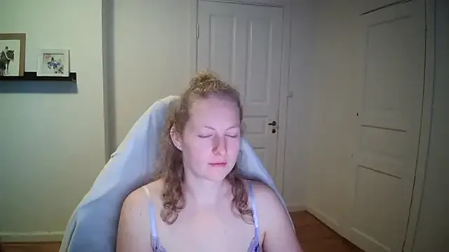 Girlnina-1995 Image 19