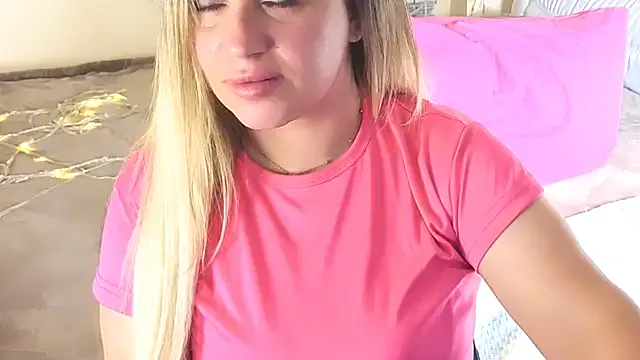 JuicyMillena Image 9