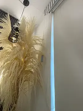 LAURA_VANESA Image 6