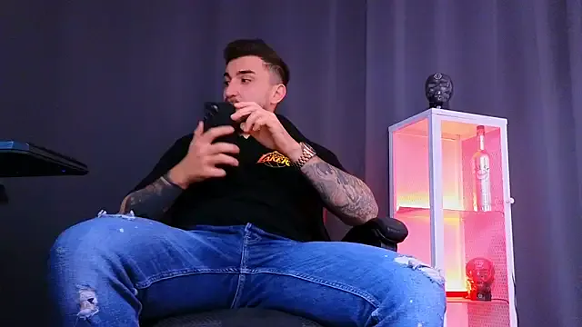 MightyAaron66's Thumb Image