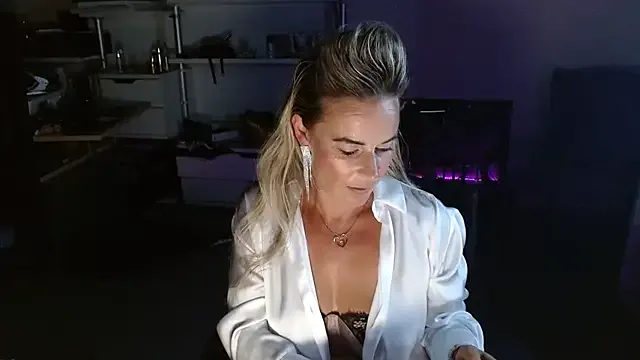 MystiqueMaven Image 2