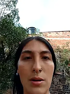 single_mother_indecent Image 3