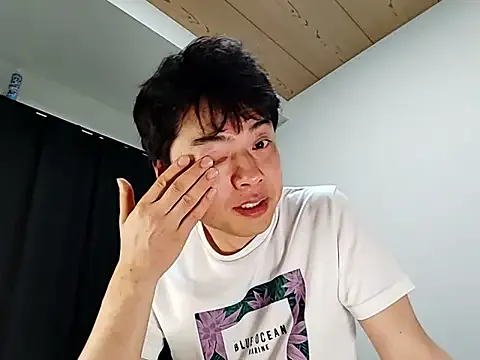 whitebriefboy Image 18